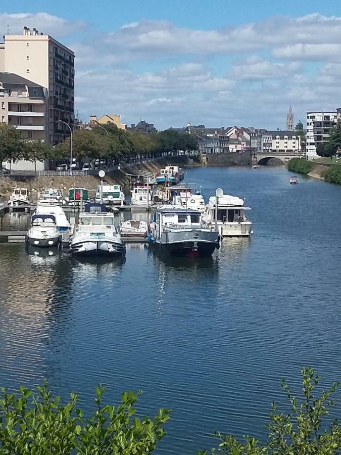 Les Tulipiers, Parking Securise, Lit Queen-Size, Le Port Du Mans Le Mans Luaran gambar